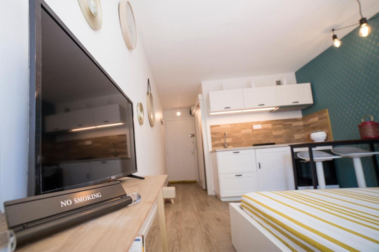 Appartement Bleu horizon à Roquebrune-Cap-Martin Extérieur photo